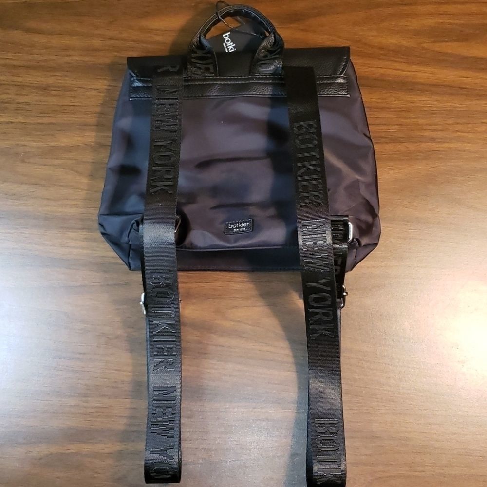 NEW Botkier Trigger Mini‎ Backpack Logo Straps - Picture 3 of 7